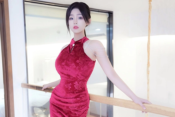 Angela4